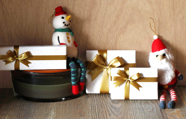 クリスマスの贈り物に、おすすめの革製品特集