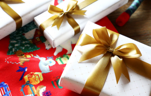 クリスマスの贈り物に、おすすめの革製品特集
